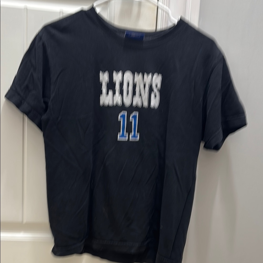 3/$15 Reebok Black Short Sleeve Tee  'Lions 11' Print Williams size 14-16 youth